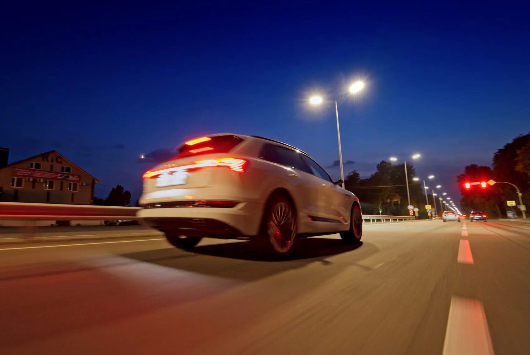 servizi per autonleggio e gestione flotte per compagnie di noleggio auto